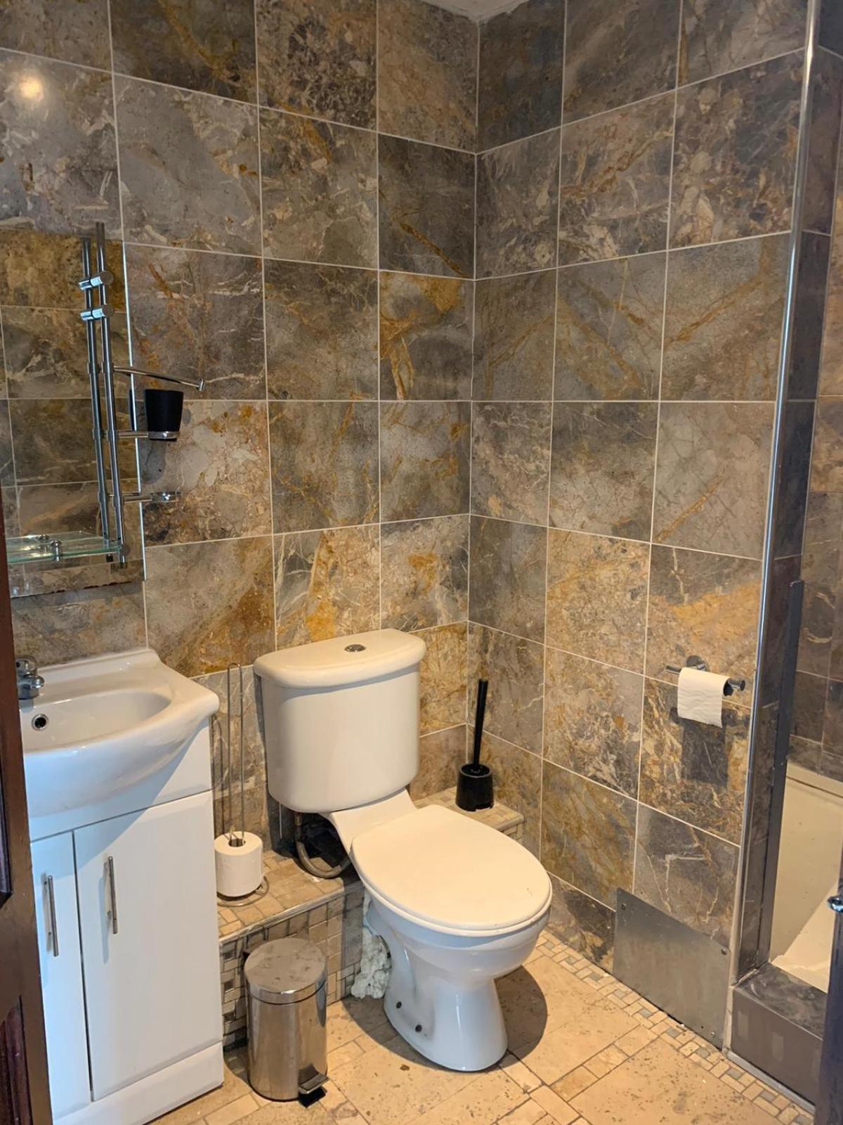 Ensuite Near Centre Apartment *